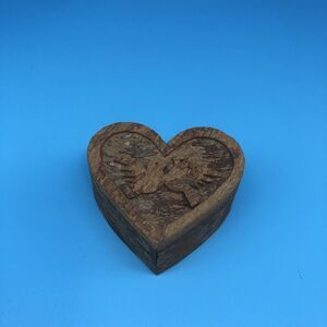 Lovebirds Heart Shaped Cinnamon Trinket Box Vietnam Ten Thousand Villages